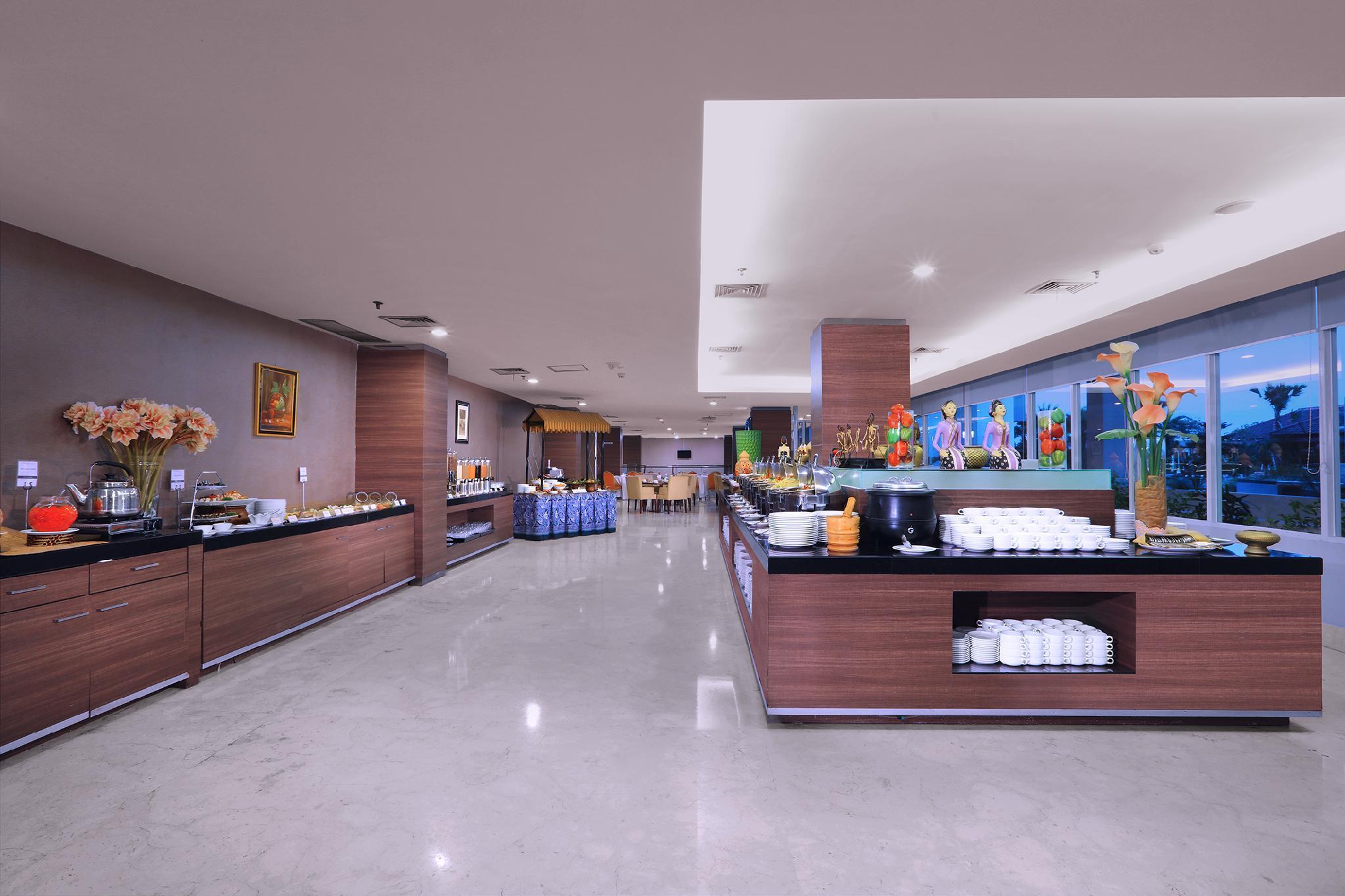 Aston Madiun Hotel & Conference Center Exterior photo