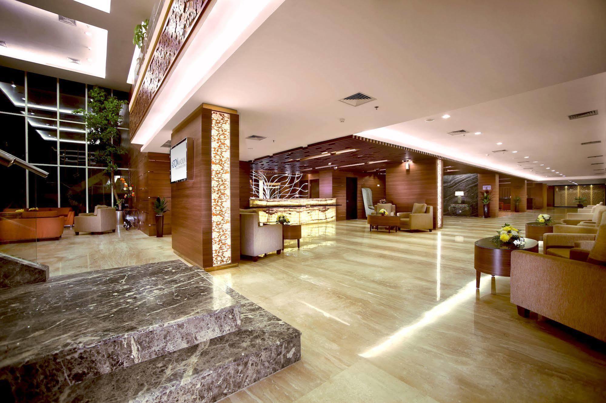 Aston Madiun Hotel & Conference Center Exterior photo
